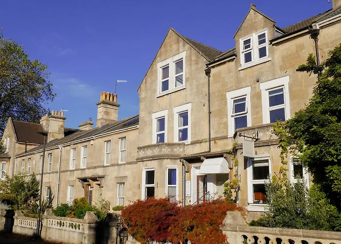 Lynwood House