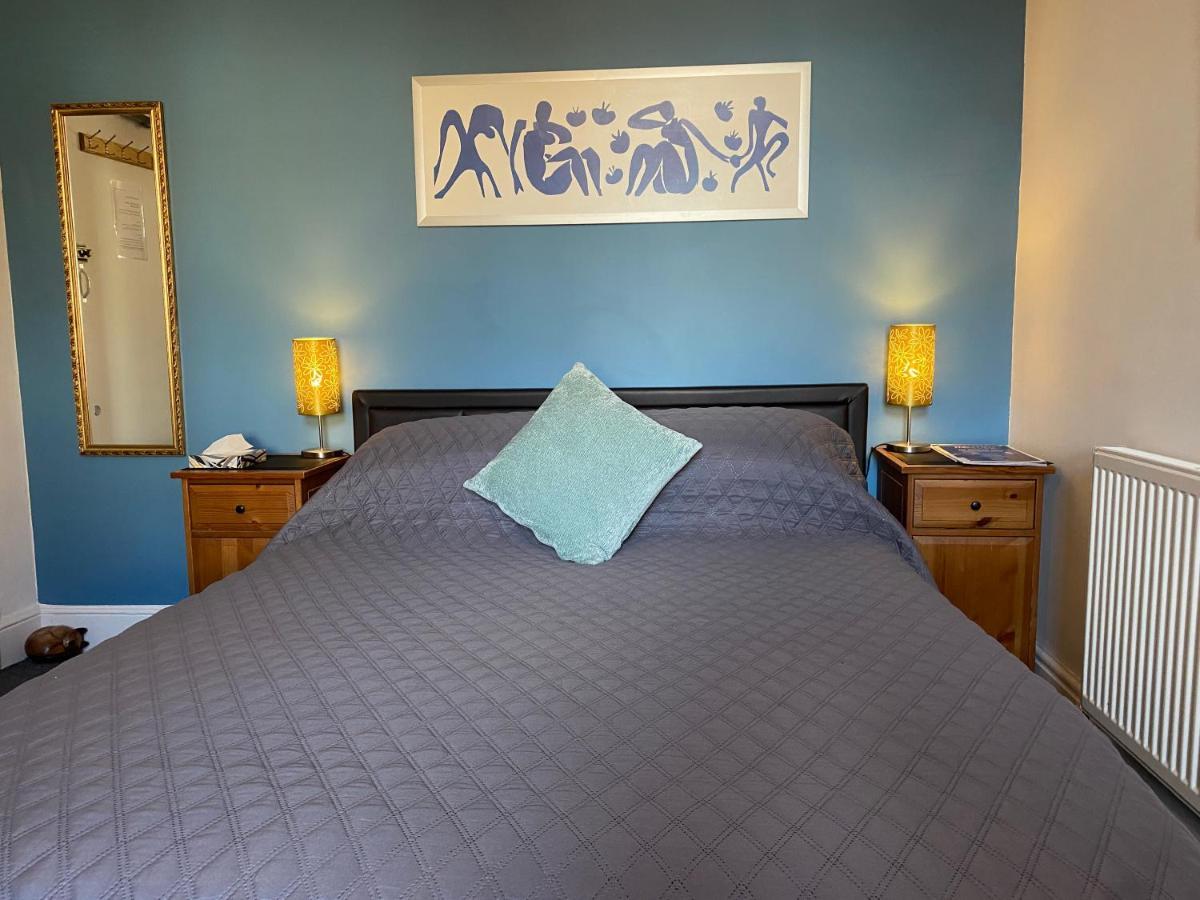 Guest house Lynwood House 4*