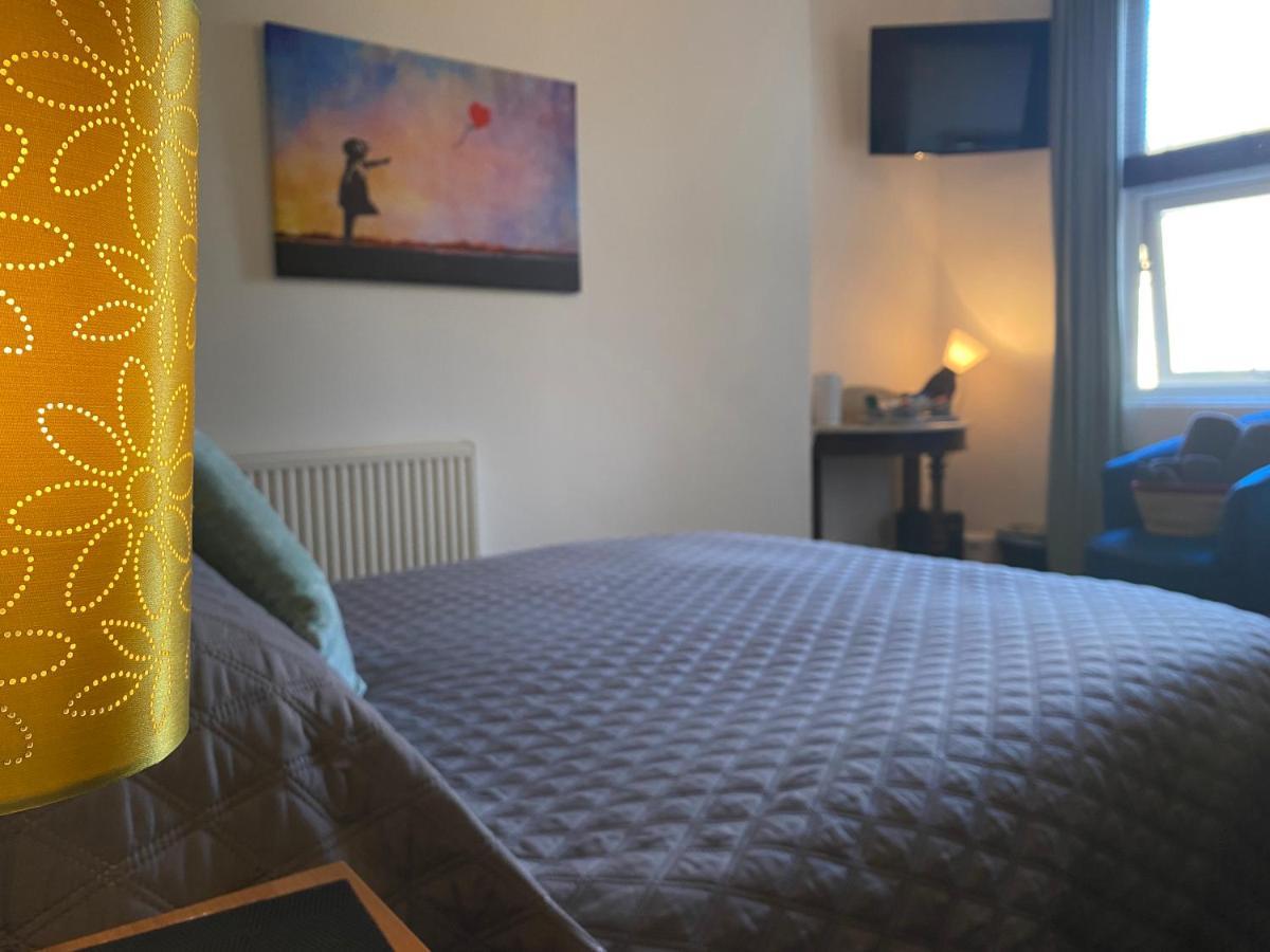Guest house Lynwood House 4*